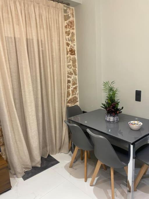 Stone House 48 M Apartamento Acharnes Exterior foto