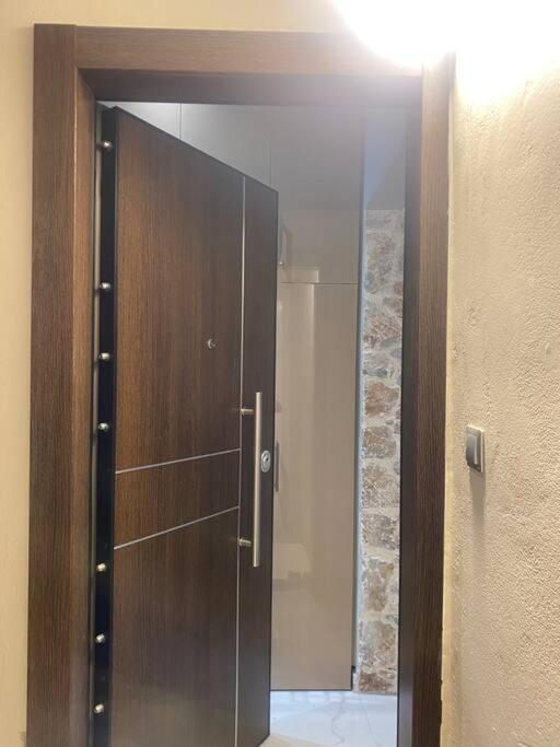 Stone House 48 M Apartamento Acharnes Exterior foto